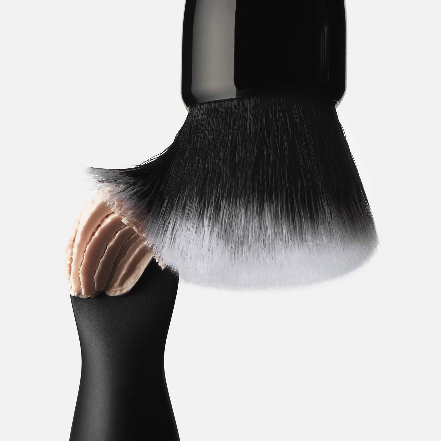 putty-primer-brush-and-applicator-f8 040523_SL_PuttyApplicator_0025_FINAL_RGB_IGF.jpg