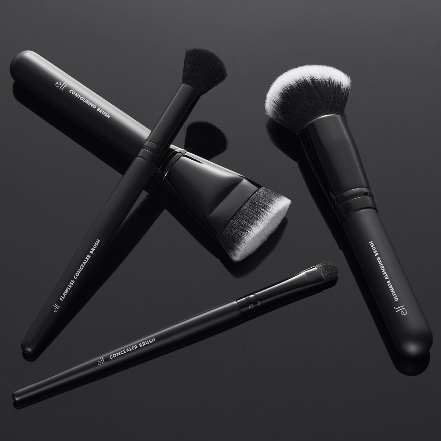 foundation-and-concealer-brush-set-k3 12142020_ComplexionPerfection-FaceBrush_0028_FocusBracket-MAIN_V2_IGF.jpg