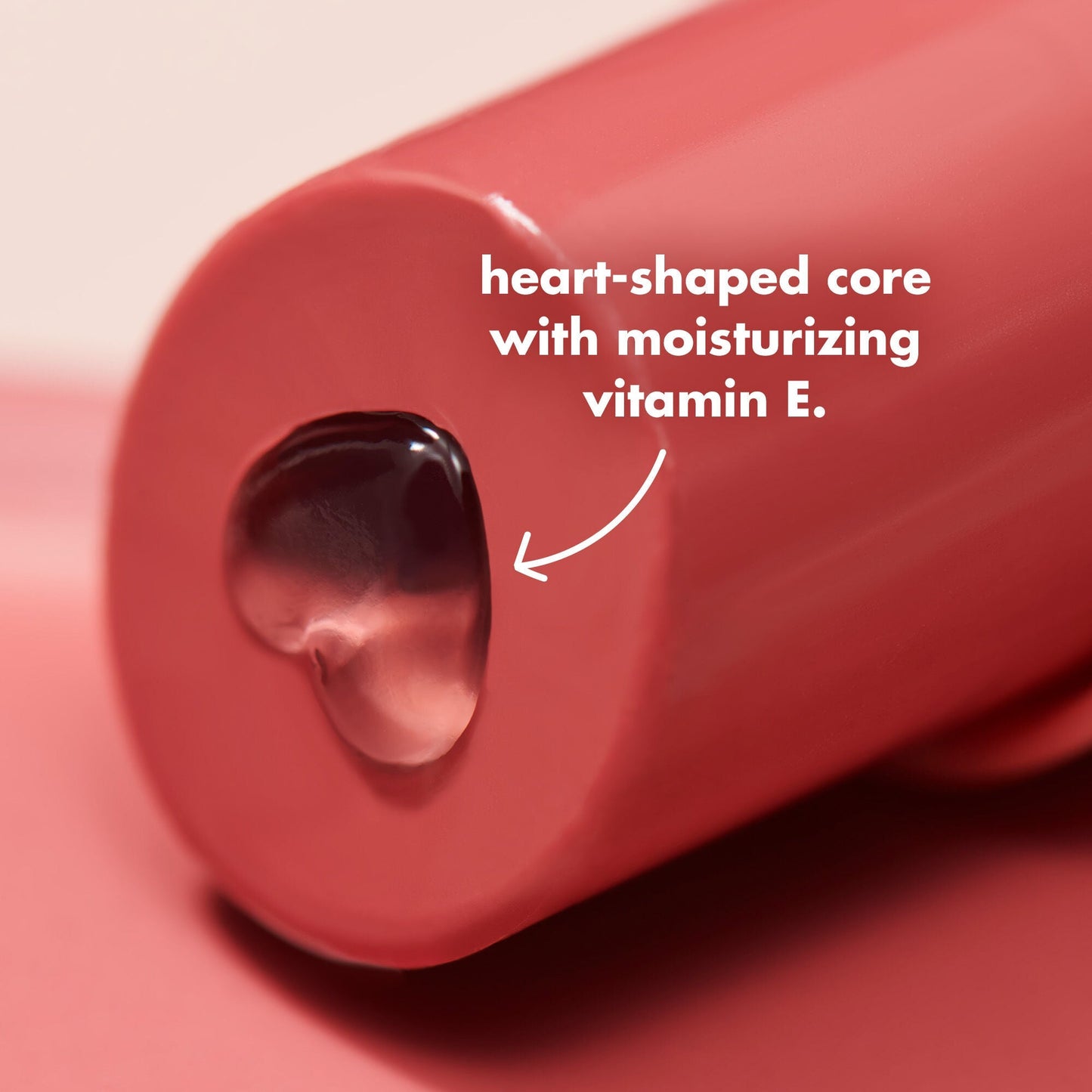 hydrating-core-lip-shine-p8 0326_EDU_HydratingCoreLipShine_PRODUCTINFO_b4236e19-37d0-403e-bb87-078193a88006.jpg