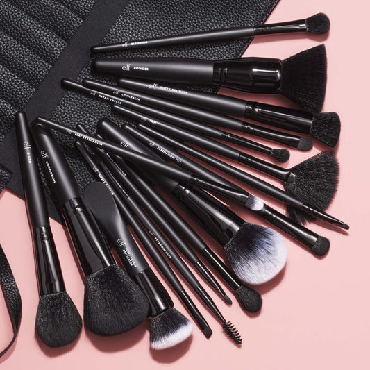 17-piece-ultimate-makeup-brush-set-and-travel-roll-g1 042423_UltBrushSet_V1_Main-2_IGF.jpg