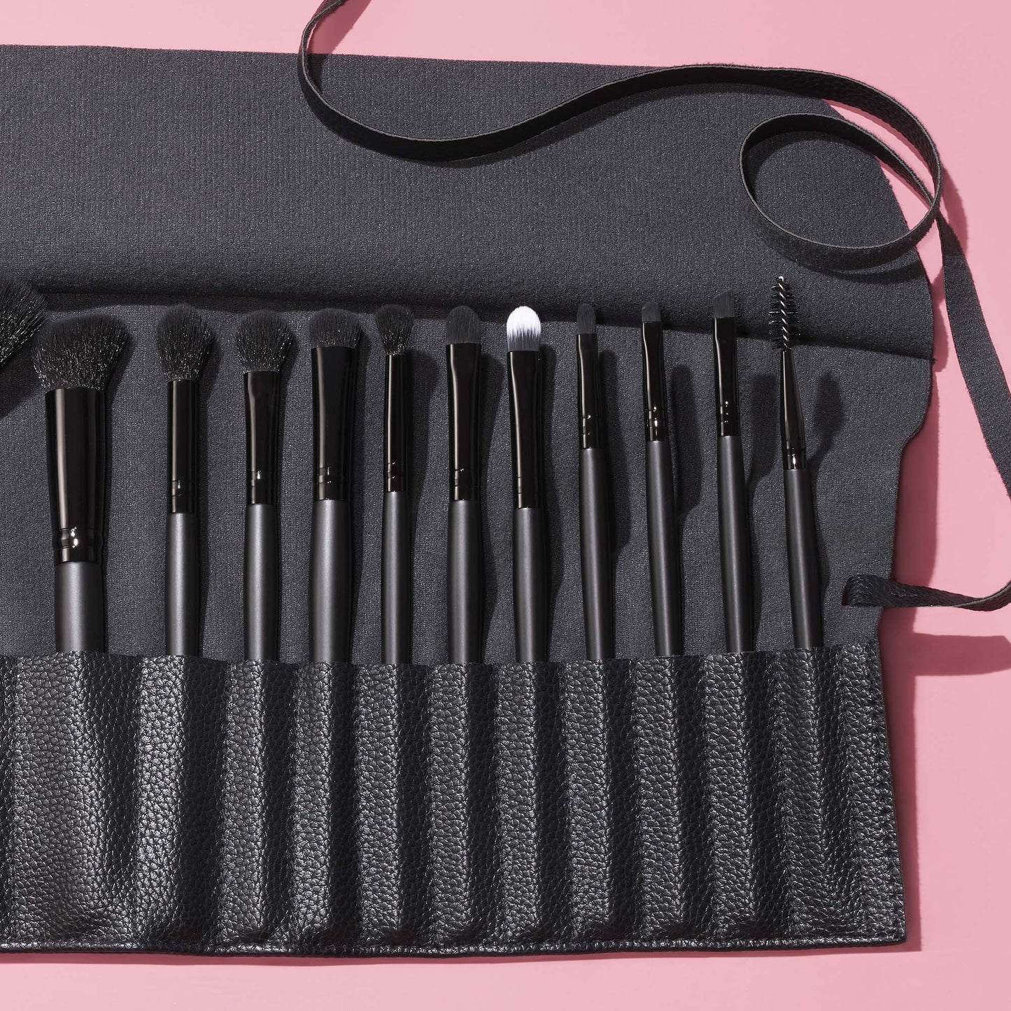 17-piece-ultimate-makeup-brush-set-and-travel-roll-g1 042423_UltBrushSet_V2_Main-2_IGF_carousel2.jpg