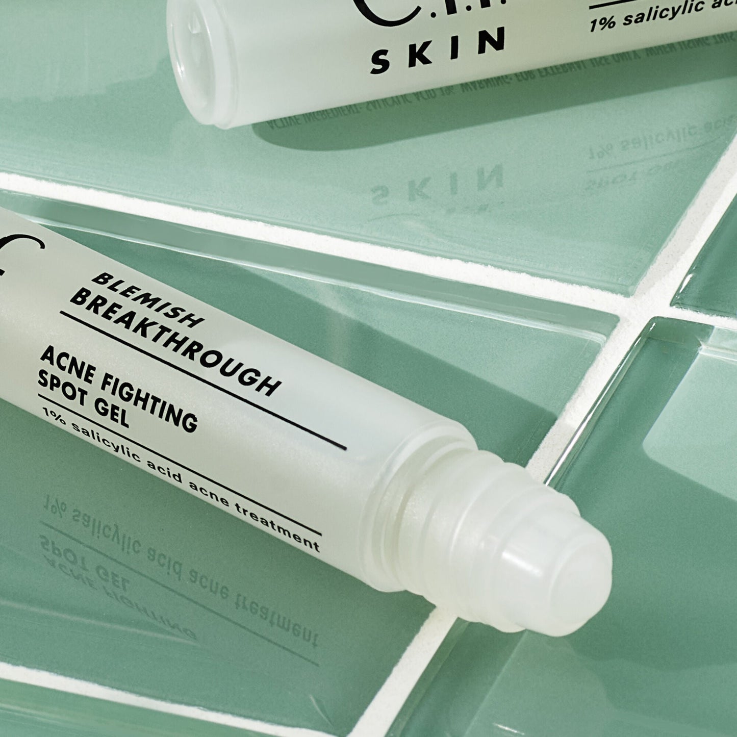 blemish-breakthrough-acne-fighting-spot-gel-t9 05_021622_SL_BT_Gel_Main_0218_FINAL_IGF_V2.jpg
