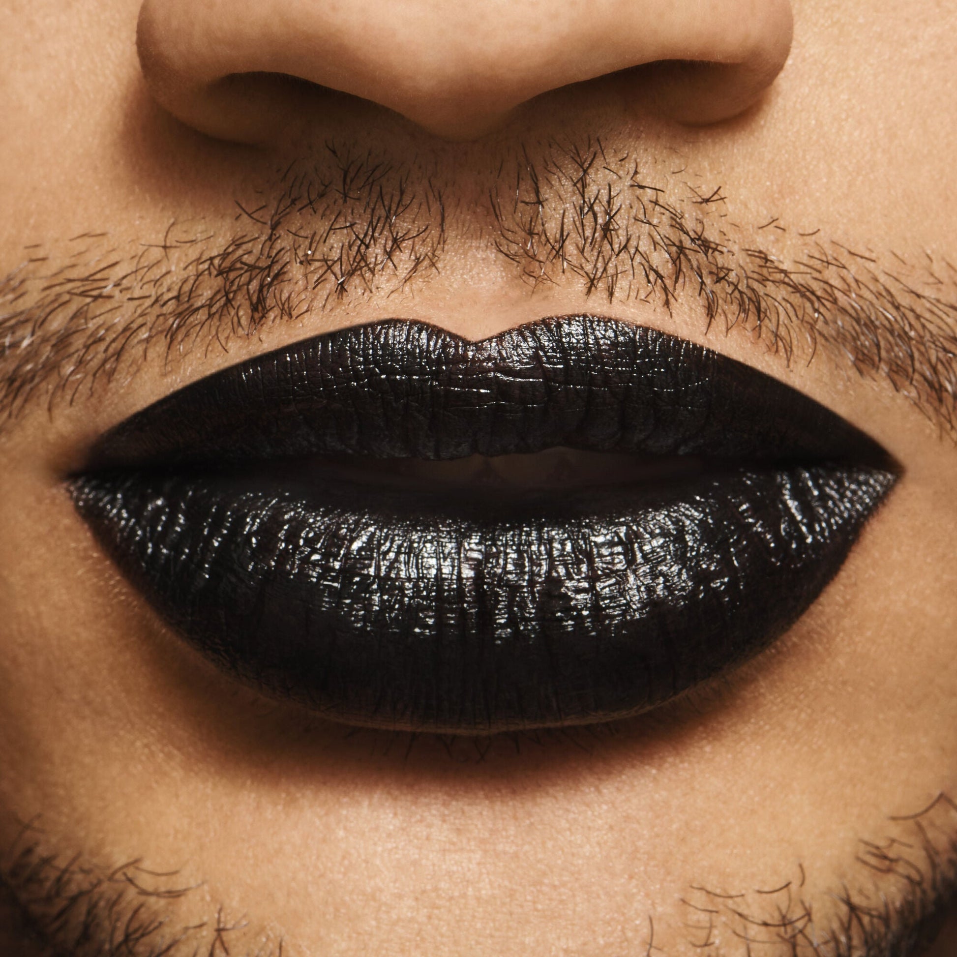 o-face-satin-lipstick-l4 071122_OF_Bryson_V4_0032_FINAL_RGB_IGF.jpg