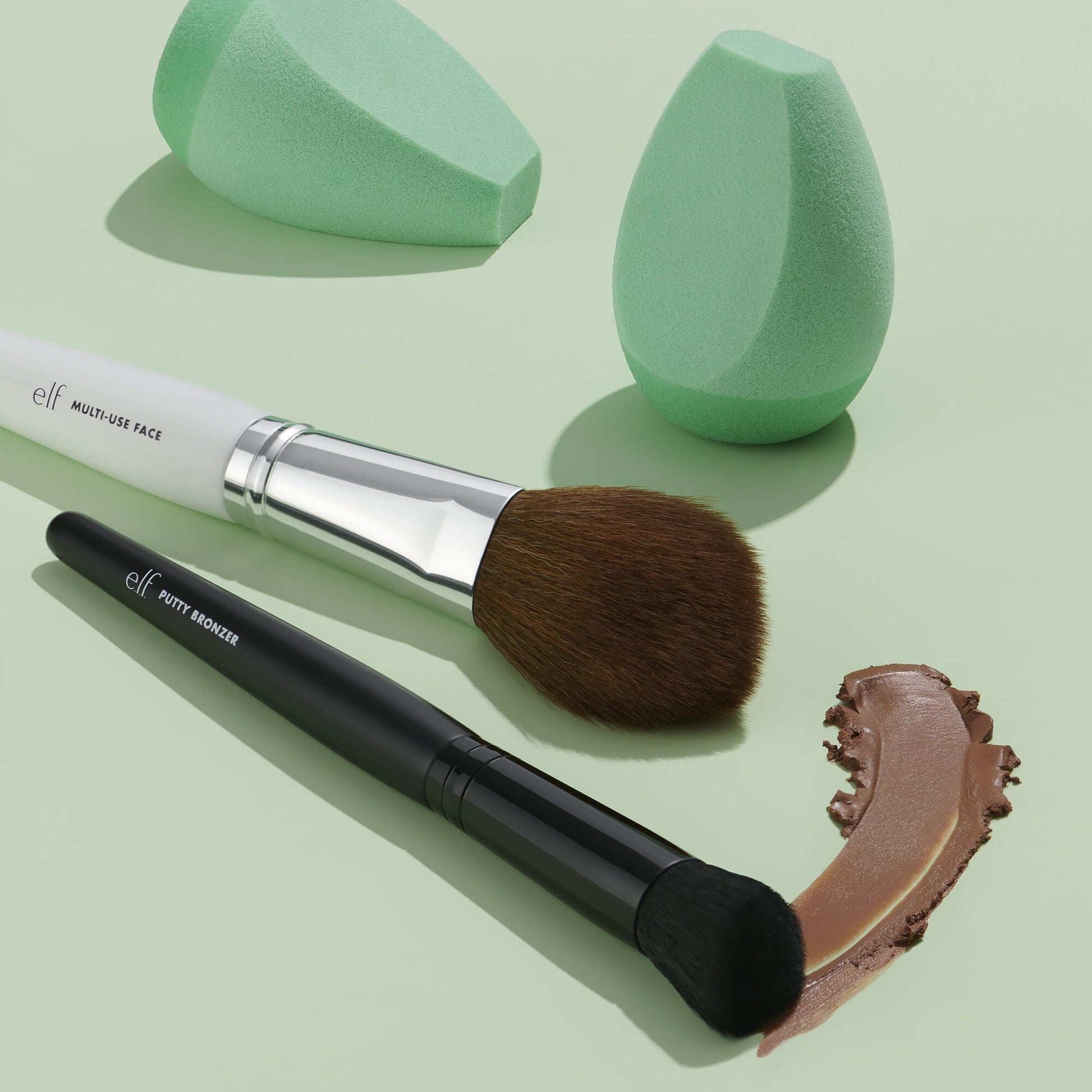 multi-use-face-brush-s6 082521_Brushes_V2_IGF.jpg
