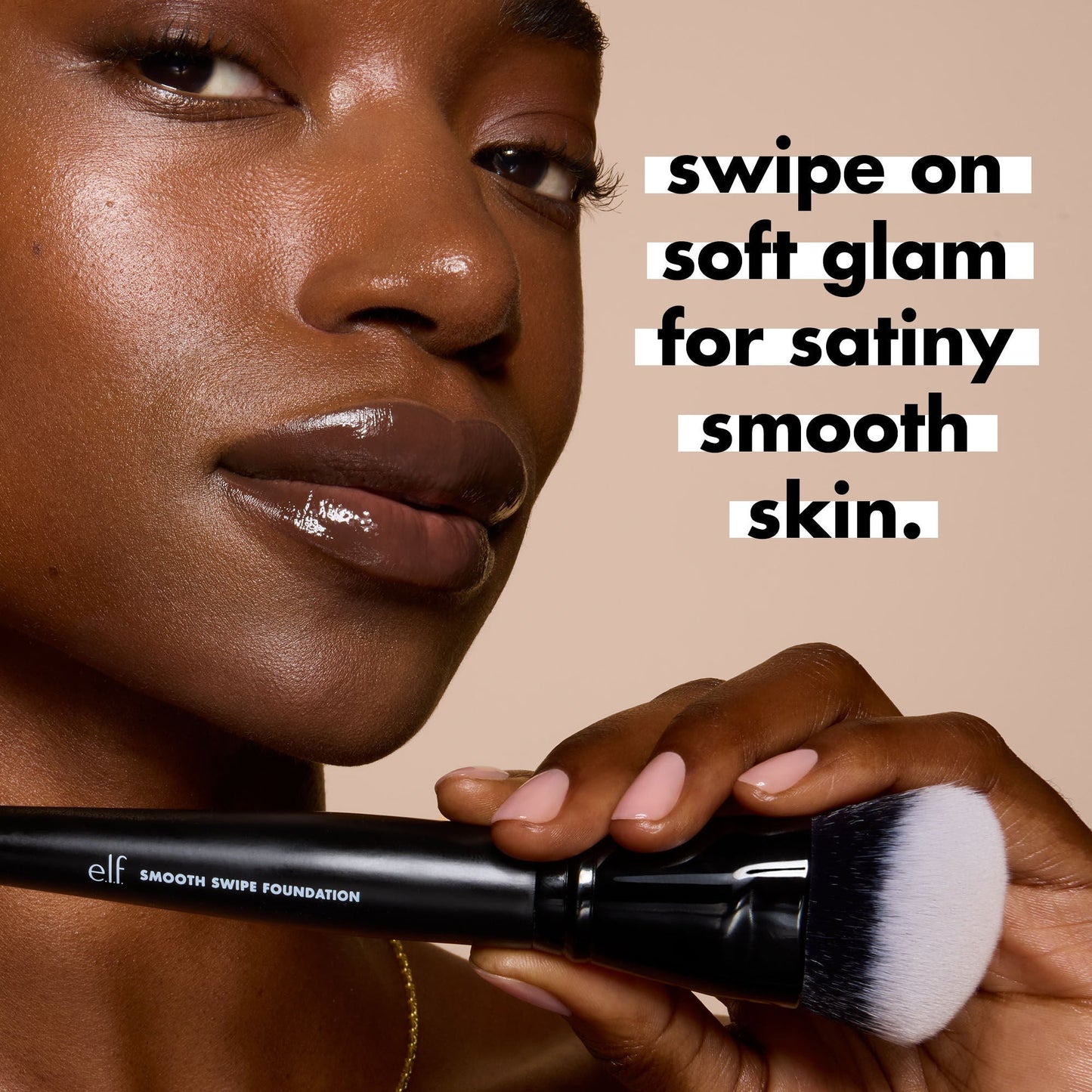 smooth-swipe-foundation-brush-c6 0925_EDUCATION_SMOOTHSWIPEFOUNDATIONBRUSH_PAIRING_20FOUNDATION_20_20BRUSH_20OPTION2.jpg