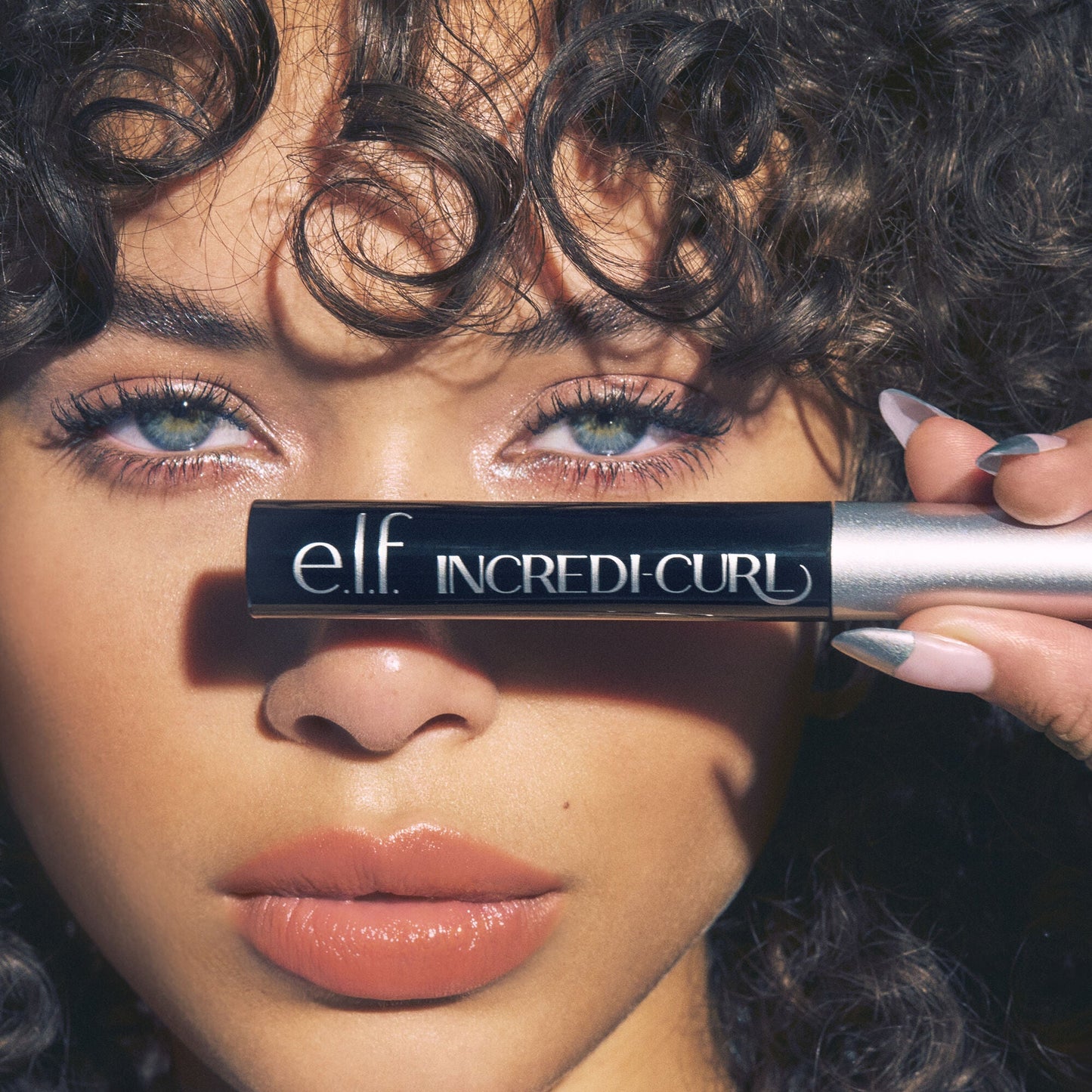 incredi-curl-mascara-f0 100724_elf_Alexa_IncrediCurl_After_0473_FINAL_V1_RGB_IGF_4909dedf-6085-4b66-b6fa-23af48640378.jpg