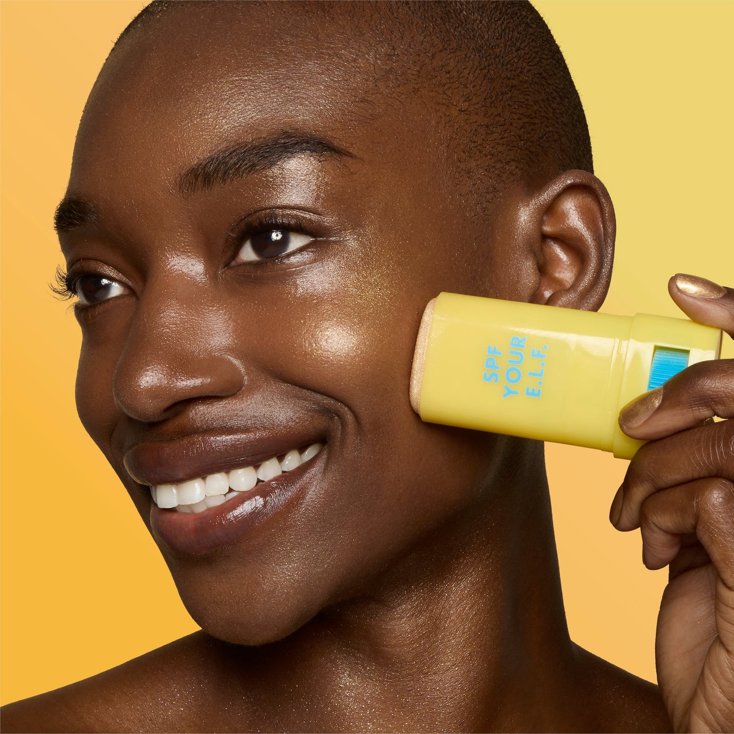 suntouchable-invisi-stick-spf-50-glitz-g1 57109_SUNTOUCHABLES_INVISI_STICK_IYANNA_0124_V4.jpg
