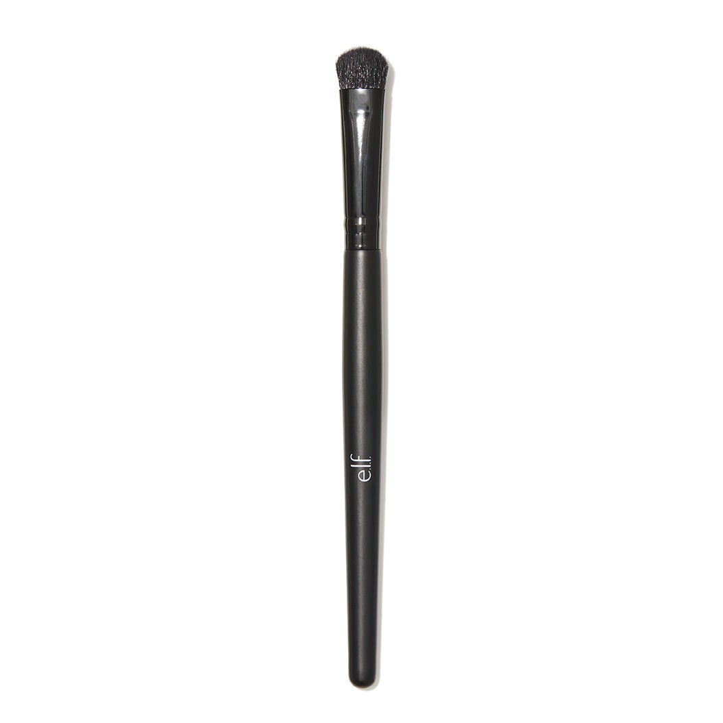 eyeshadow-c-brush-s2 84008_EyeshadowCBrush_v1wA.jpg