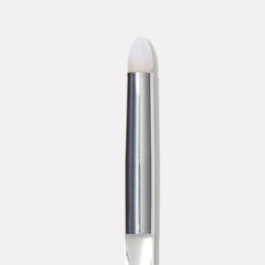 precision-smudge-brush-l2 85311_BeautifullyPreciseSmudgeBrush_2.jpg